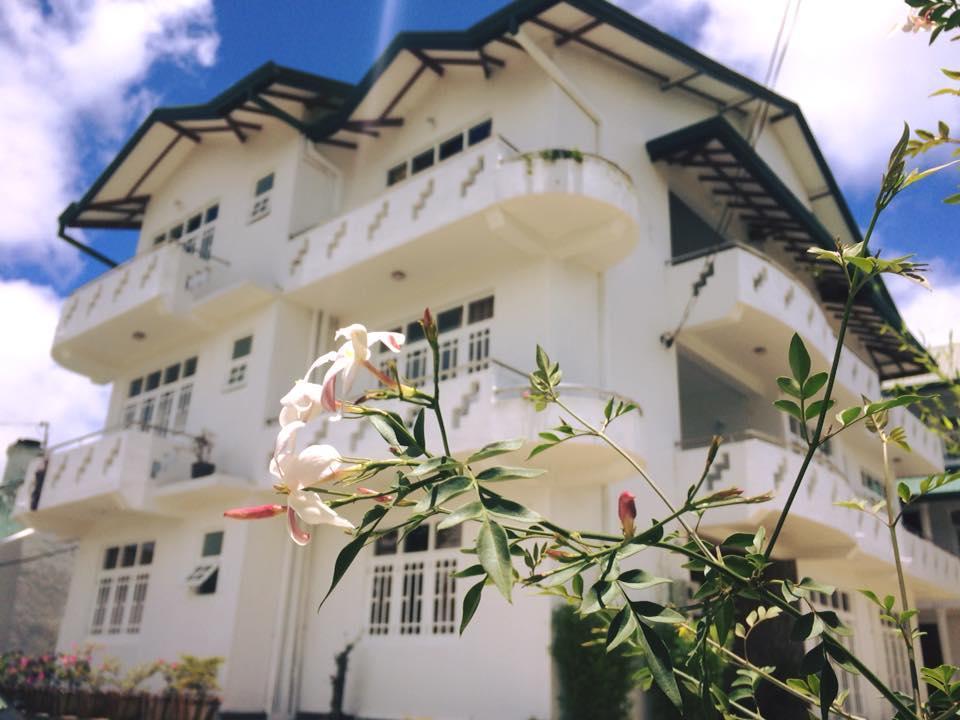 Lake View Hotel & Bungalow Nuwara Eliya Exterior photo